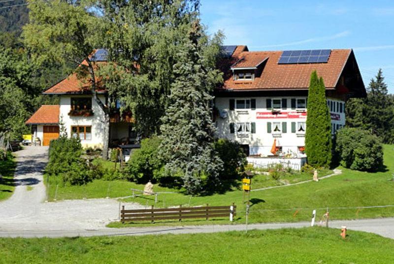 Gastehaus Stangl-Bach Leilighet Gunzesried Eksteriør bilde